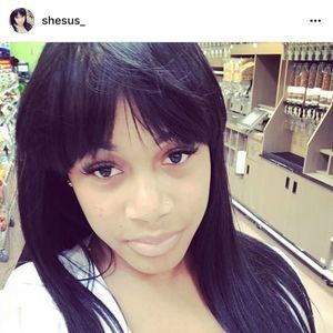 Meet your Posher, Niki